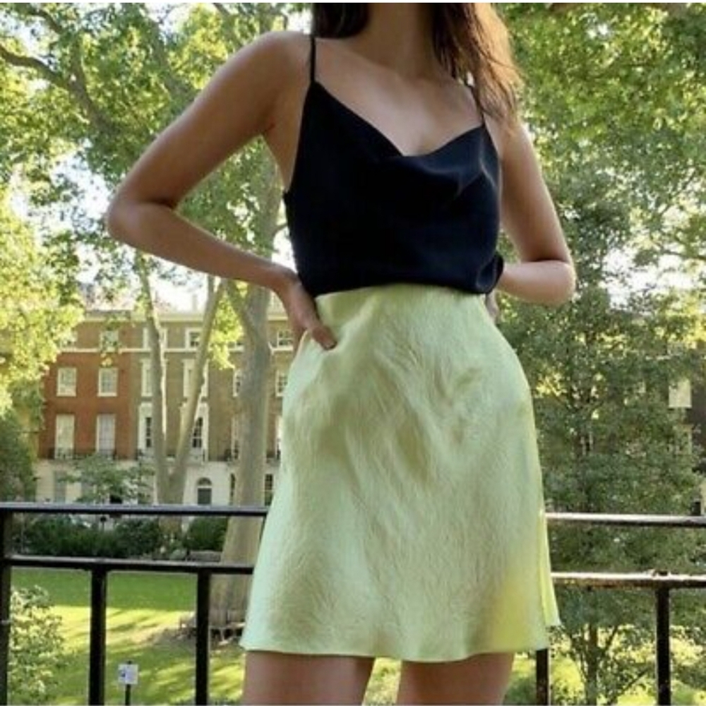 BABATON Slip Mini Skirt Neon Yellow Size 00 Aritzia NWT